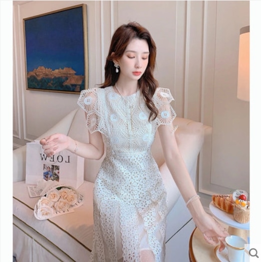 ワンピース 膝丈 ひざ丈 袖なし ノースリーブ ラウンドネック Aライン 切り替えデザイン レース 刺繍 ウエストマーク ハイウエスト 透け感 きれいめ おしゃれ お洒落 大人可愛い こなれ感 個性的