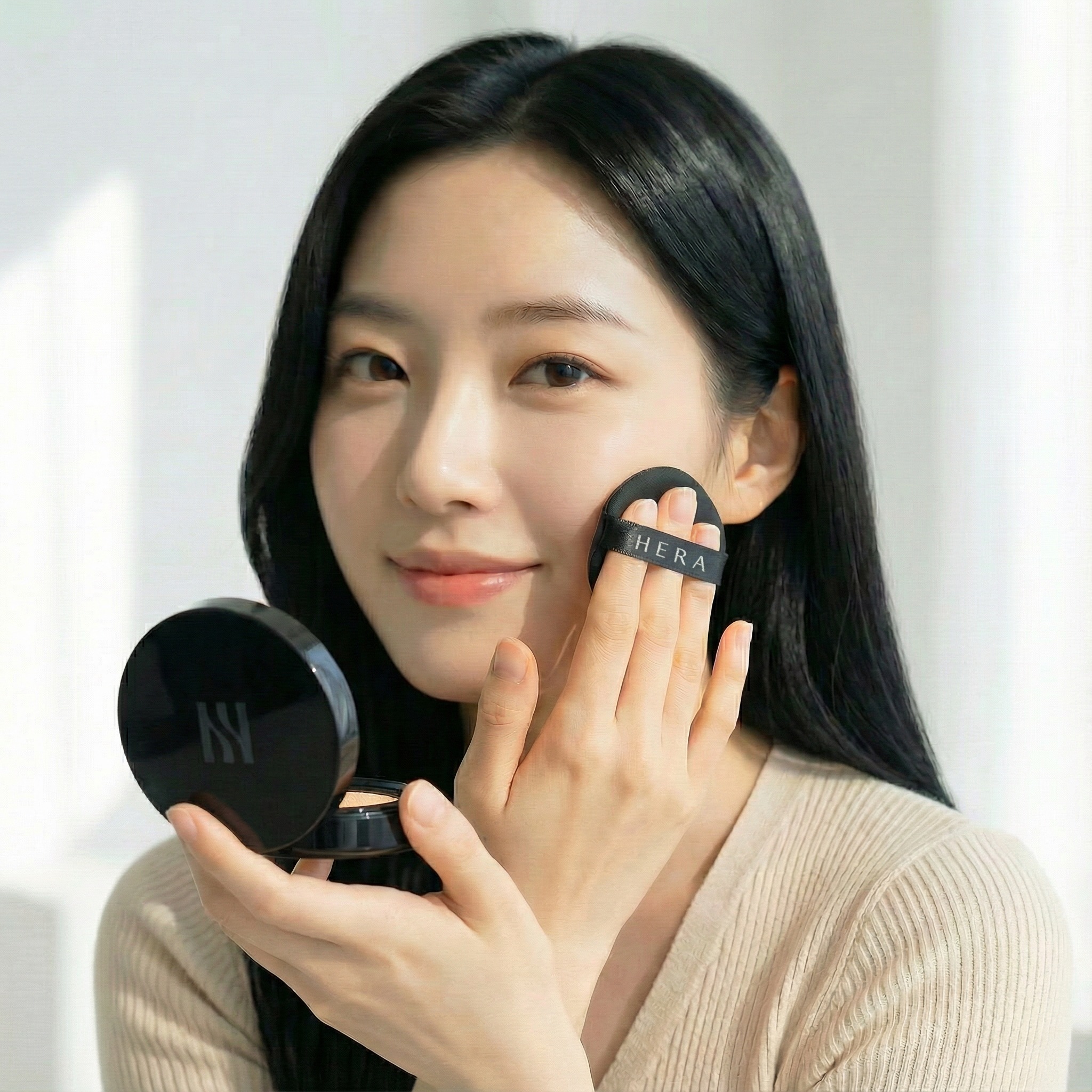 HERA ヘラ 公式 ブラック クッション ファンデーション 本品1個＋レフィル2個 13n1 17n1 17c1 21n1 21c1 23n1 23c1 25n1 27n1 クッションファンデ