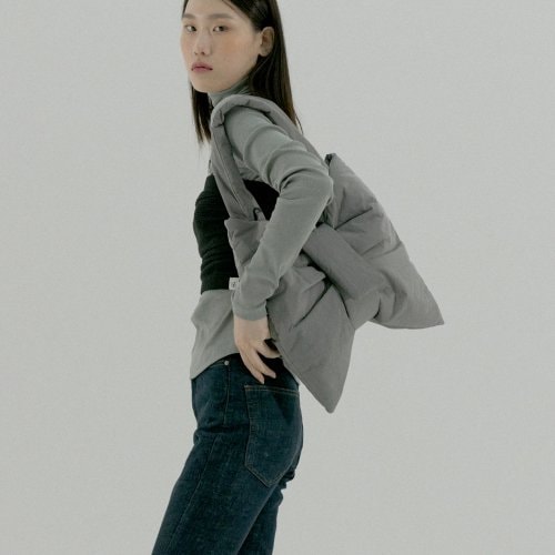 Cloud Ribbon Bag_Charcoalショルダーバッグ