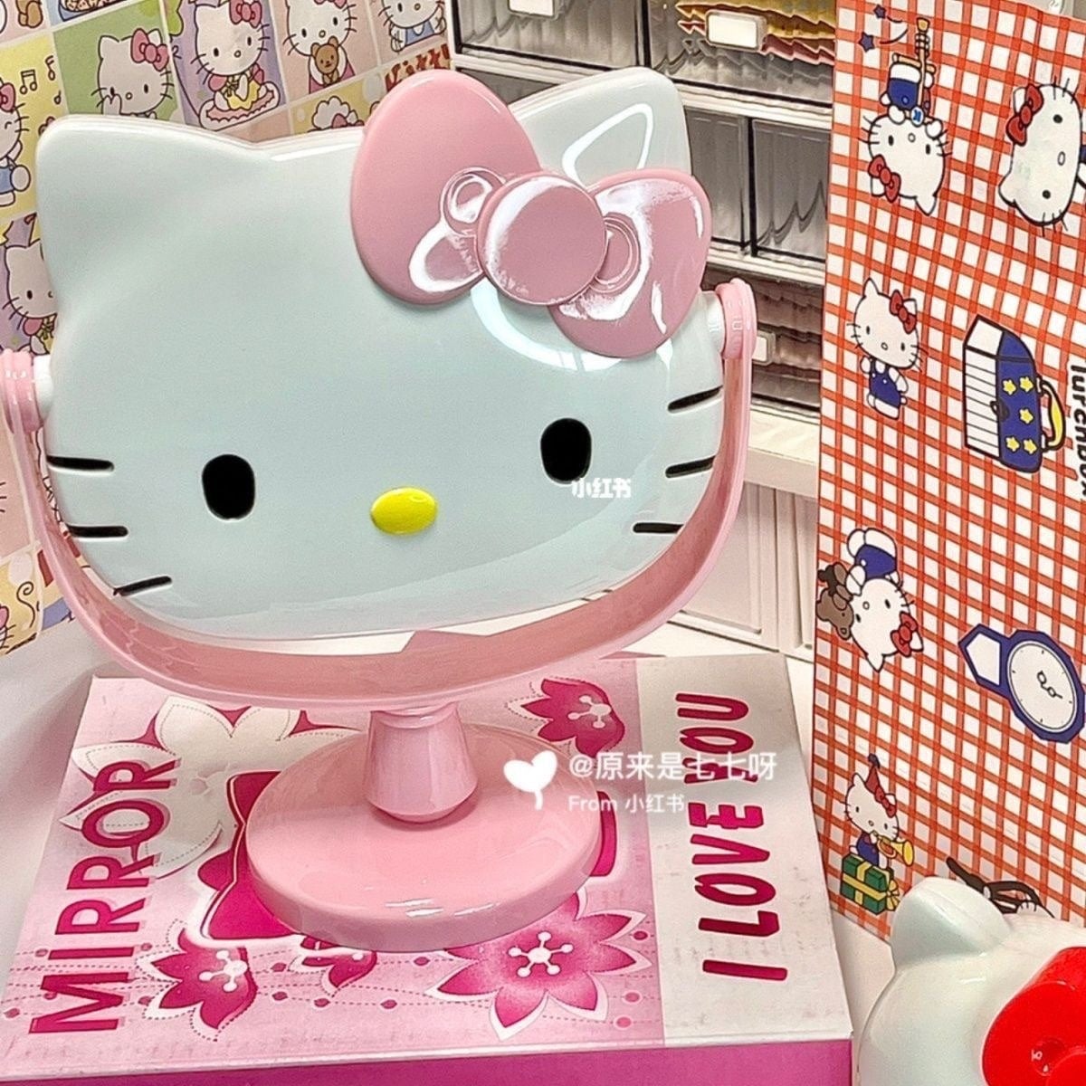 【20点セット】【送料無料】かわいい猫の化粧鏡デスク実用宿舎で親友にプレゼント