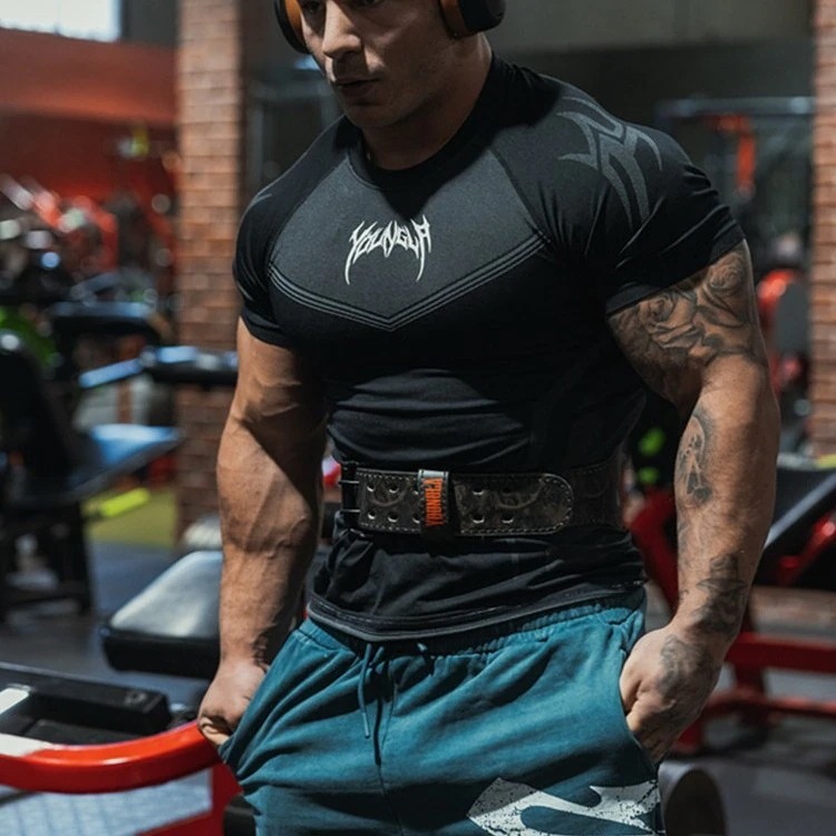 【超お得1つ買うと10個もらえる】メガ割おしゃれヨガウェア 夏の準備! フィットネスウェア トレーナー スポーツ Tシャツ メンズ 高弾性 トレーニングウェア 半袖 フィットネスウェア