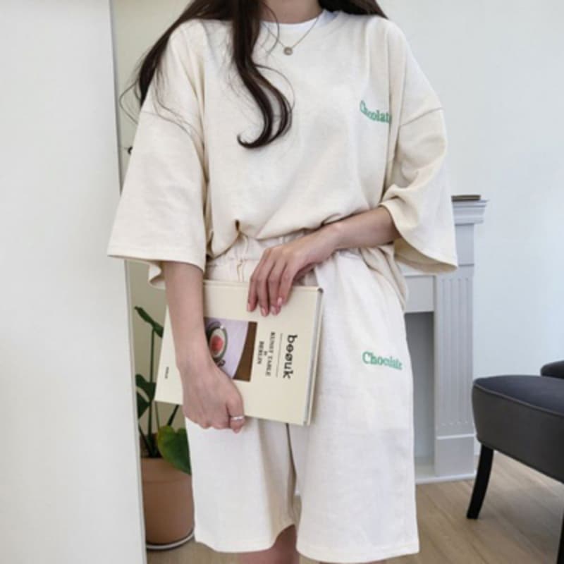 エブリデイ イージーウェア 綿 2色 女子 韓国ファッション ゆったりフィット 半袖 ショートパンツ セット