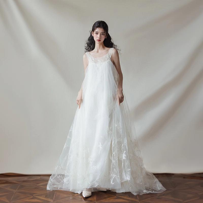 ウェディングドレス ロングドレス Aラインドレス ノースリーブ ふわふわ 二次会 結婚式 前撮り 花嫁 ウエディングドレス チュール 海外挙式 ブライダル