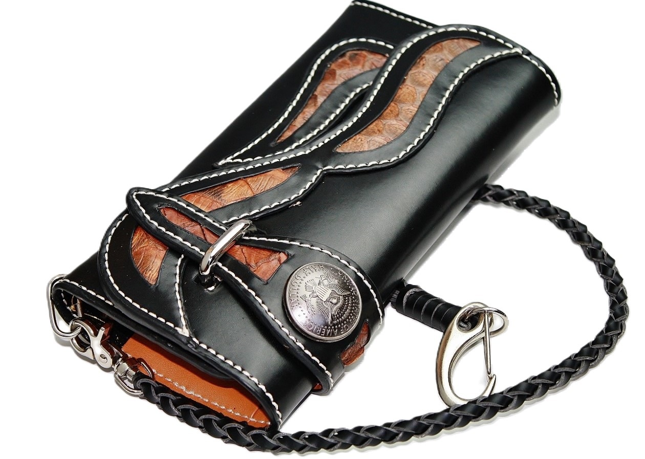 【新規OPEN】【期間限定セール】【激安】【新品未使用】牛革　本パイソン革　トライバル加工　コンチョ付き　ウォレットコード付き　バイカーズロングウォレット　RD-2