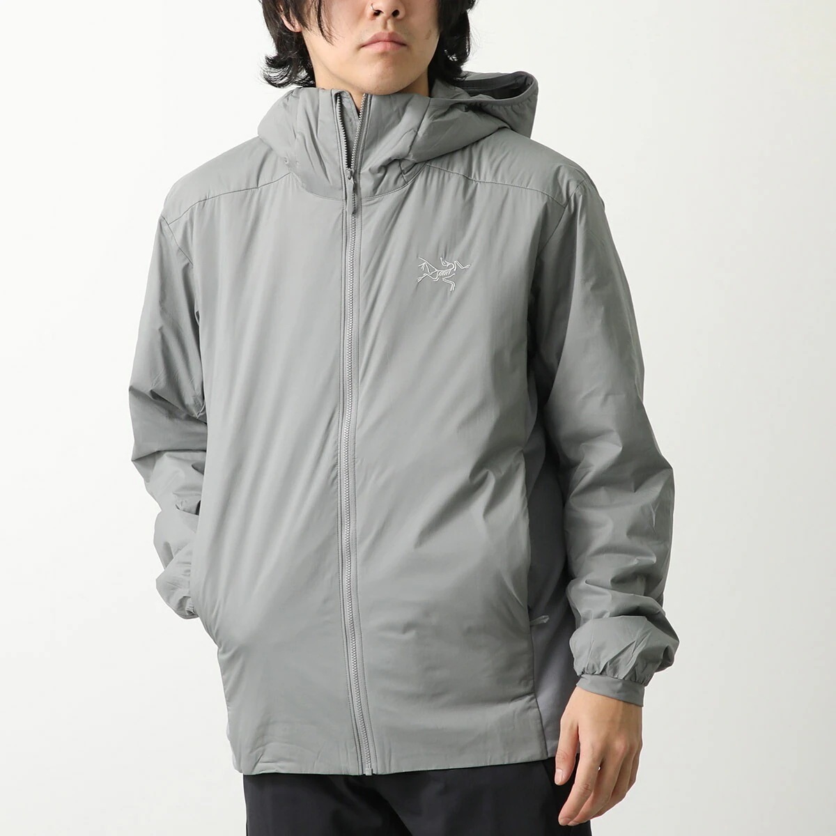 【訳あり-Lのみ】ARCTERYX アークテリクス 中綿ジャケット Atom Hoody M アトム フーディ X000009556 メンズ 撥水 フード付き ロゴ刺繍 ナイロン Void 【mega 36,433円