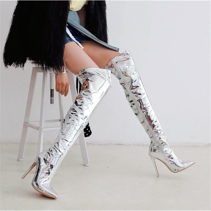 ニーハイブーツ ロングブーツ 定番人気のニーハイブーツ シルバー　ストレッチニーハイブーツ ヒール美 6,780円