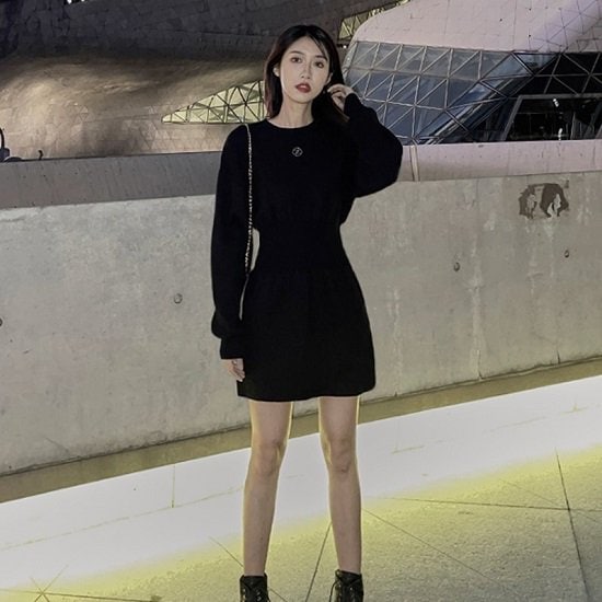 【取寄：納期2週間】ミニワンピース 長袖 冬 セクシー レディース 大きいサイズ ニットワンピース ワンピース ミニ ニット 秋冬 ショート丈 ブラックワンピース 大人可愛い 長袖ワンピース