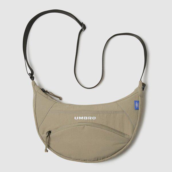 エッセンシャル ポケット ホーボーバッグ BEIGE UR123CBG11 BEI0
