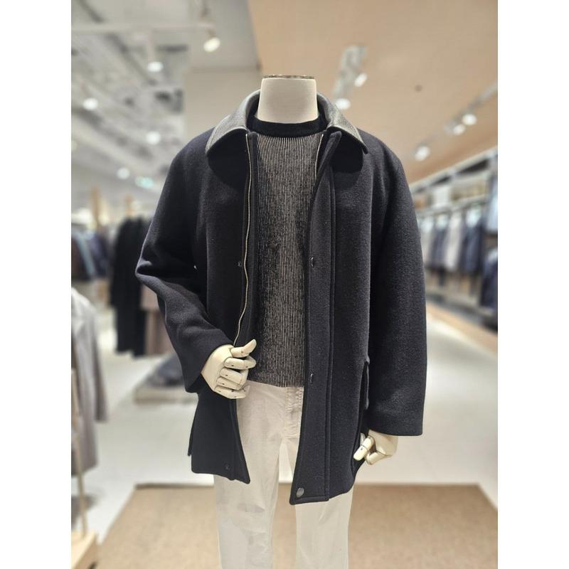 [坡州店] [AND Z()]ネイビーカラーのトラッカーハーフコート(BZG1CG1301)