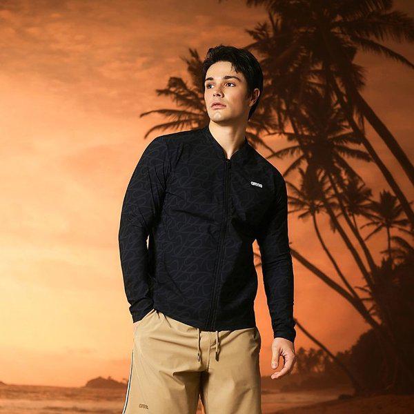 男性用ビーチトップス アリス レギュラーフィット ジップアップ ラッシュガード (A6SM1RR02BLK)