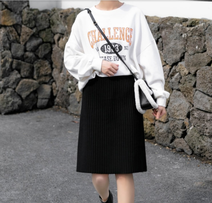 スカート タイトスカート 膝丈 スリム タイト 細身 ストレート リブ かっこいい 大人女子 こなれ感 ラフ キュート 個性的 ブラック グレー M L XL 2XL エレガント クール