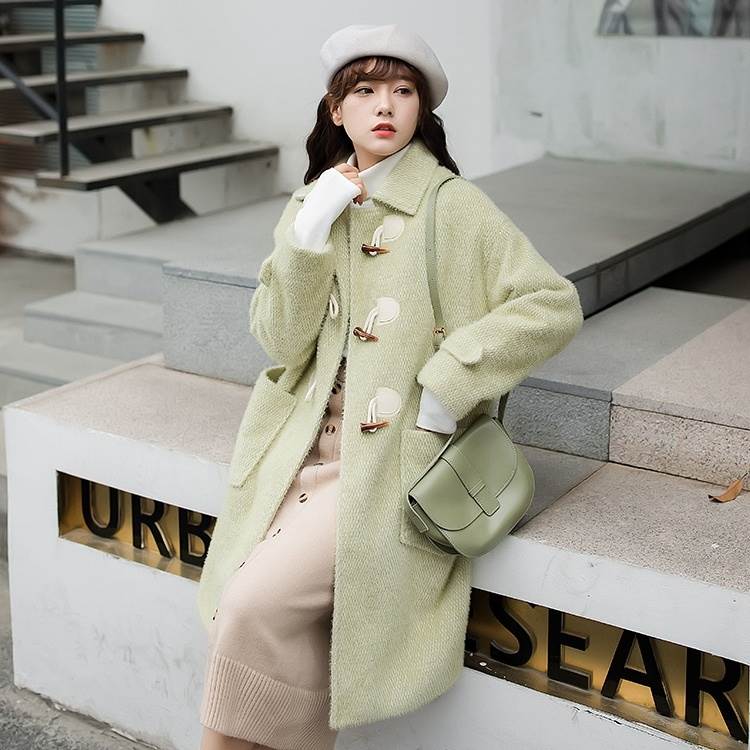 アウター ダッフルコート 2色 ロング丈 トグルボタン レディース 大きめ 長袖 無地 きれいめ エレガント 無地 くすみカラー グリーン 緑 白 ホワイト シンプル カジュアル 体型カバー 細見え