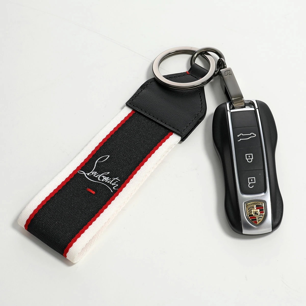 Christian Louboutin クリスチャンルブタン キーリング Fav Keyring エフエーブイ 1245168 メンズ チャーム キーホルダー H427-BLACK/MULTI/GU