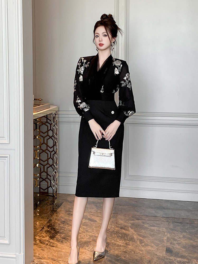 【JY.上品】 2024秋冬新品 女王様 キラキラ 刺繍 タイト ワンピース ドレス パーティー キャバ 大人 同窓会 披露宴 卒業式 結婚式 演奏会 ウェディング 二次会 メガ割