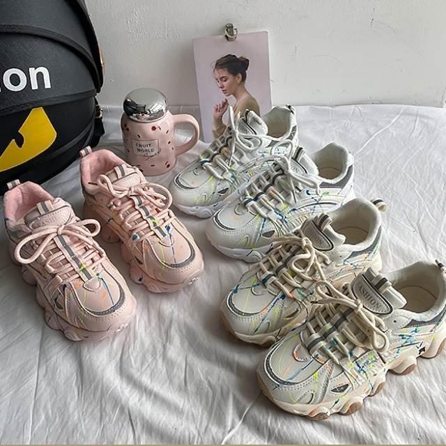 レディースファッション スニーカー ダッドスニーカー ボリュームスニーカー 紐 厚底 ごつい ごつめ レトロ ルーズ かわいい ジェンダーレス