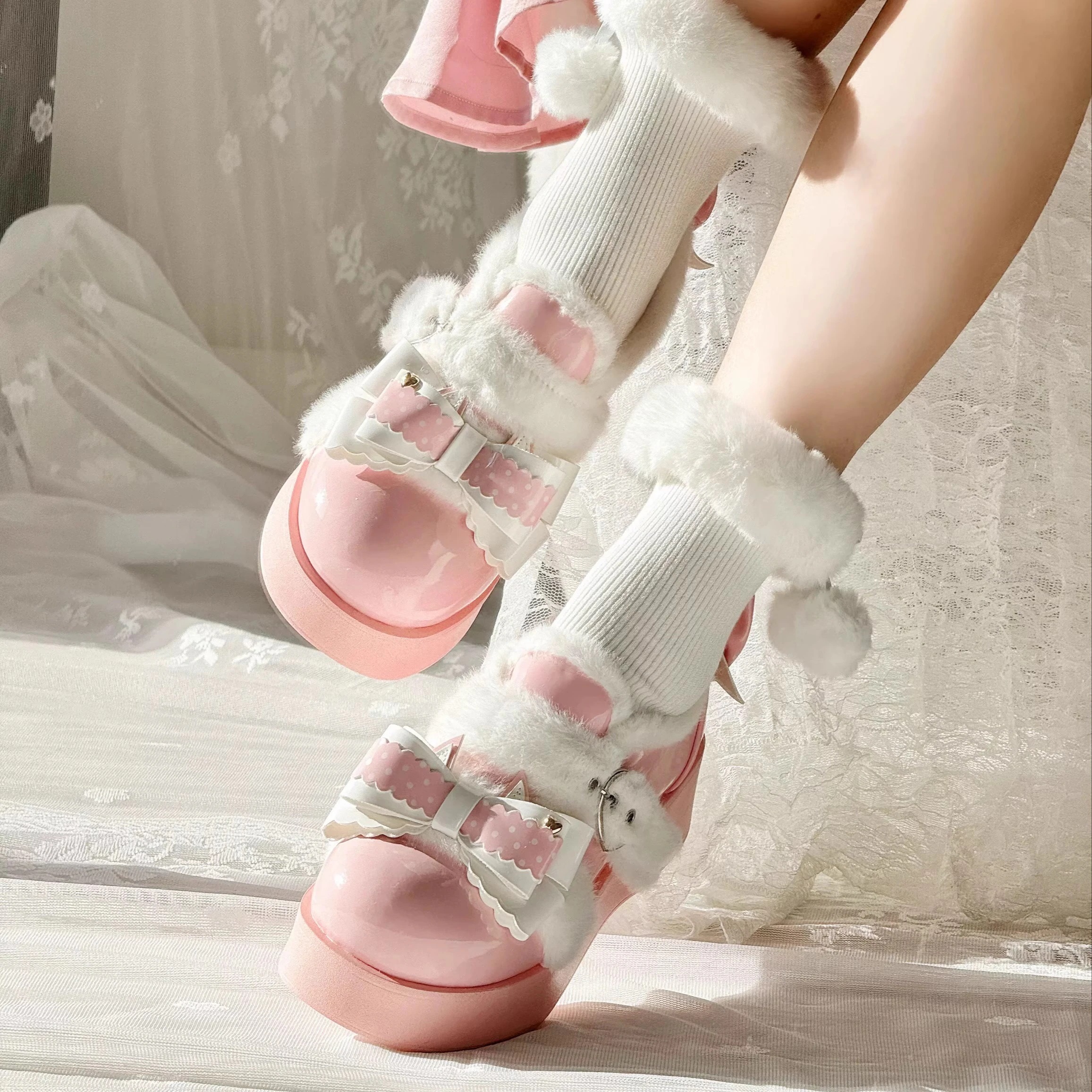 甘くて可愛いロリータ学生ベルベットシングルシューズ女性用2024冬プラットフォームソールロリータ万能jk小さい革靴