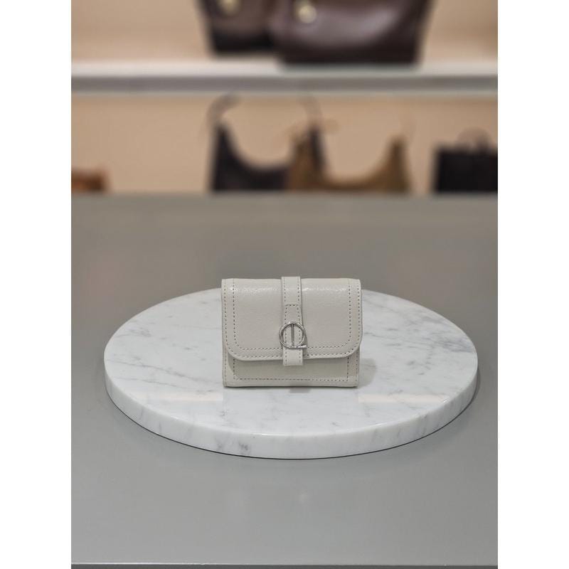 [釜山店] 女性用二つ折り財布 ST1SO01LR