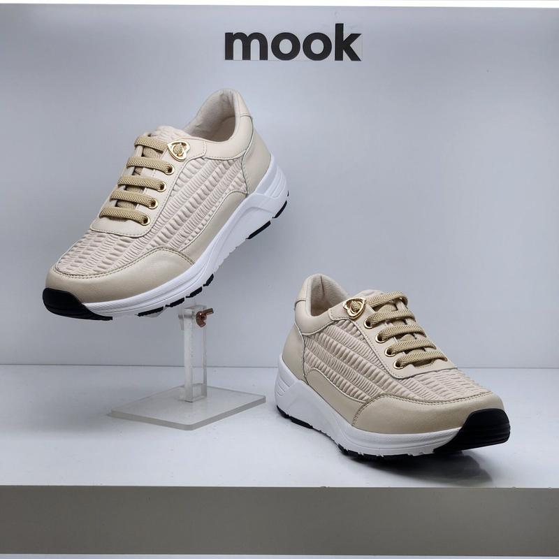 女性用ハート飾りシャーリングスニーカー 422351 AP HPGD1SD