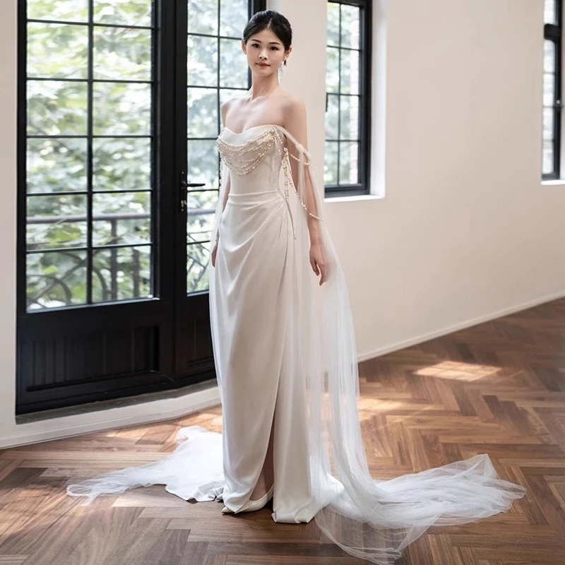 一字の肩のサテンの魚の尾の軽いウェディングドレスの新型のフランス式の外出の紗の超仙森系の旅はセクシーなオープンドレスをたたきます