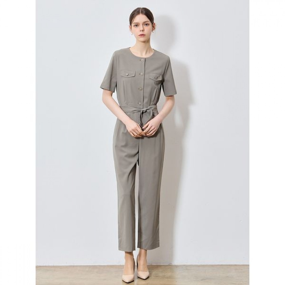 [Shes Miss] エレガントフィットベルト付きフラップジャンプスーツ (価格:378,000ウォン)