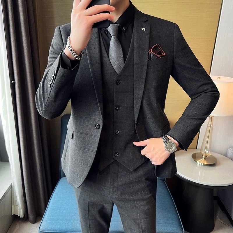 【送料無料】メンズ上質秋スーツスリーピーススリム韓国風チェック柄ライトビジネススーツセット