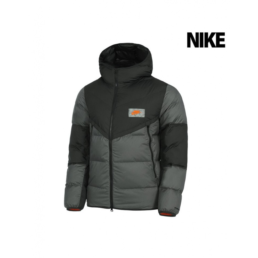 ナイキ NSW ストームフィットウィンドランナーパディング DX2040-010