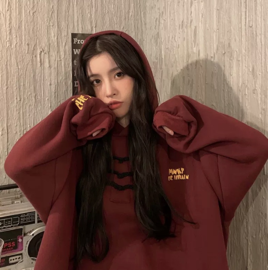 トップス デート パーカー フーディー 袖あり 長袖 かわいい 大人可愛い きれいめ シンプル カジュアル 大人 上品 おしゃれ お洒落 主役級 存在感 春 秋 冬 オールシーズン 10代 20代