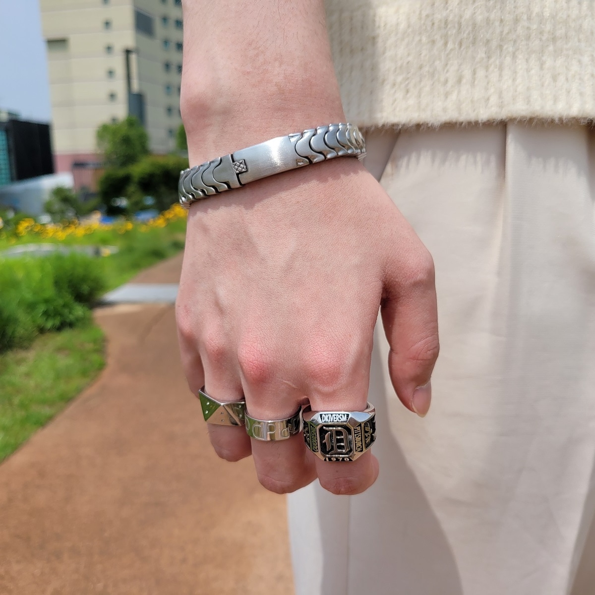 ノーブルンステンレススチールスネーク蛇腹名品芸能人韓国メンズブレスレット