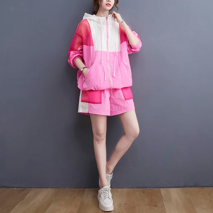 ２点セット セットアップ プルオーバー パーカー ショートパンツ 袖あり 長袖 切り替えデザイン ファスナー ポケット 前開き ウエストゴム 透け感 綿 メッシュ かわいい カジュアル おしゃれ