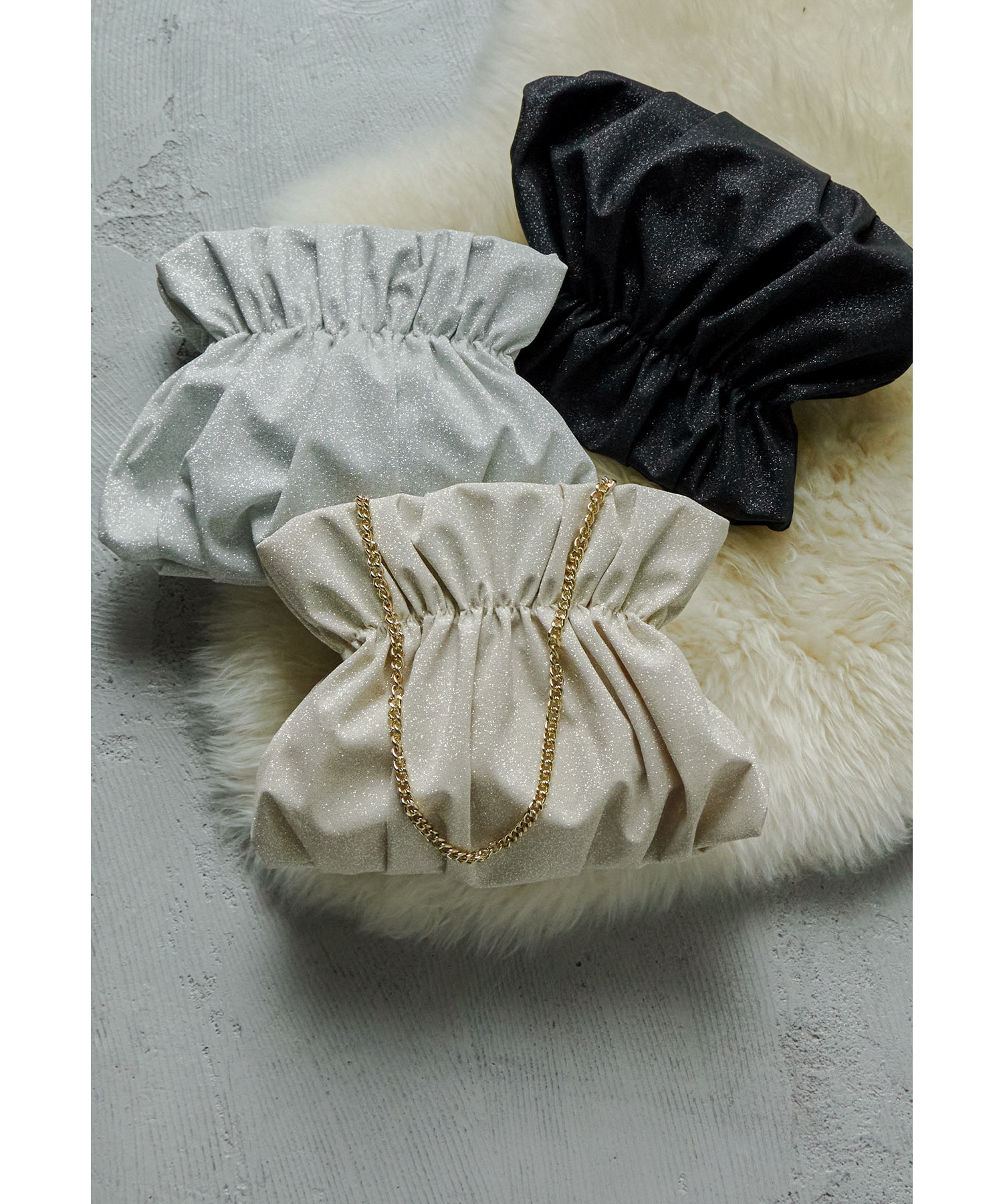 シャイニーシェルクラッチバッグ ラメ ミニバッグ パーティーバッグ 3way ハンドバッグ ショルダーバッグ 肩掛け 貝殻 結婚式 お呼ばれ セレモニー パーティー 二次会 披露宴 謝恩会 成人式 7,626円