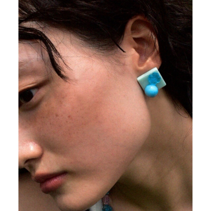 usite / Red Velvet 着用/ Mint Clover Earring イヤリング