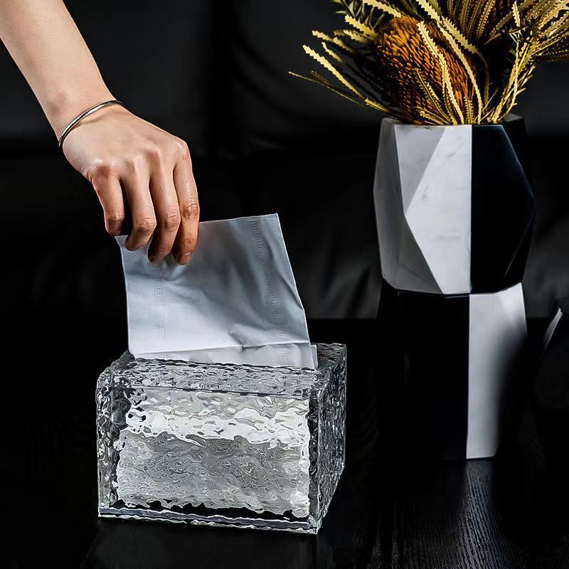 ラグジュアリー感ある クリア アクリルティッシュボックス