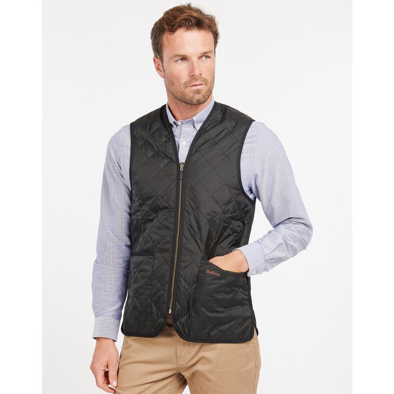 [25FW] メンズ ブラック Waistcoat/Zip-In キルティングベスト (URJA5F012BK) 25,180円