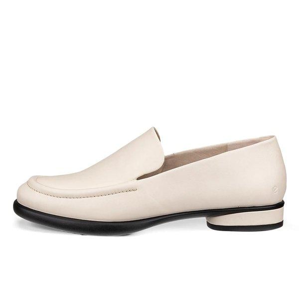 女性ローファーシューズ レザー ベージュ コンフォートシューズ 2025
