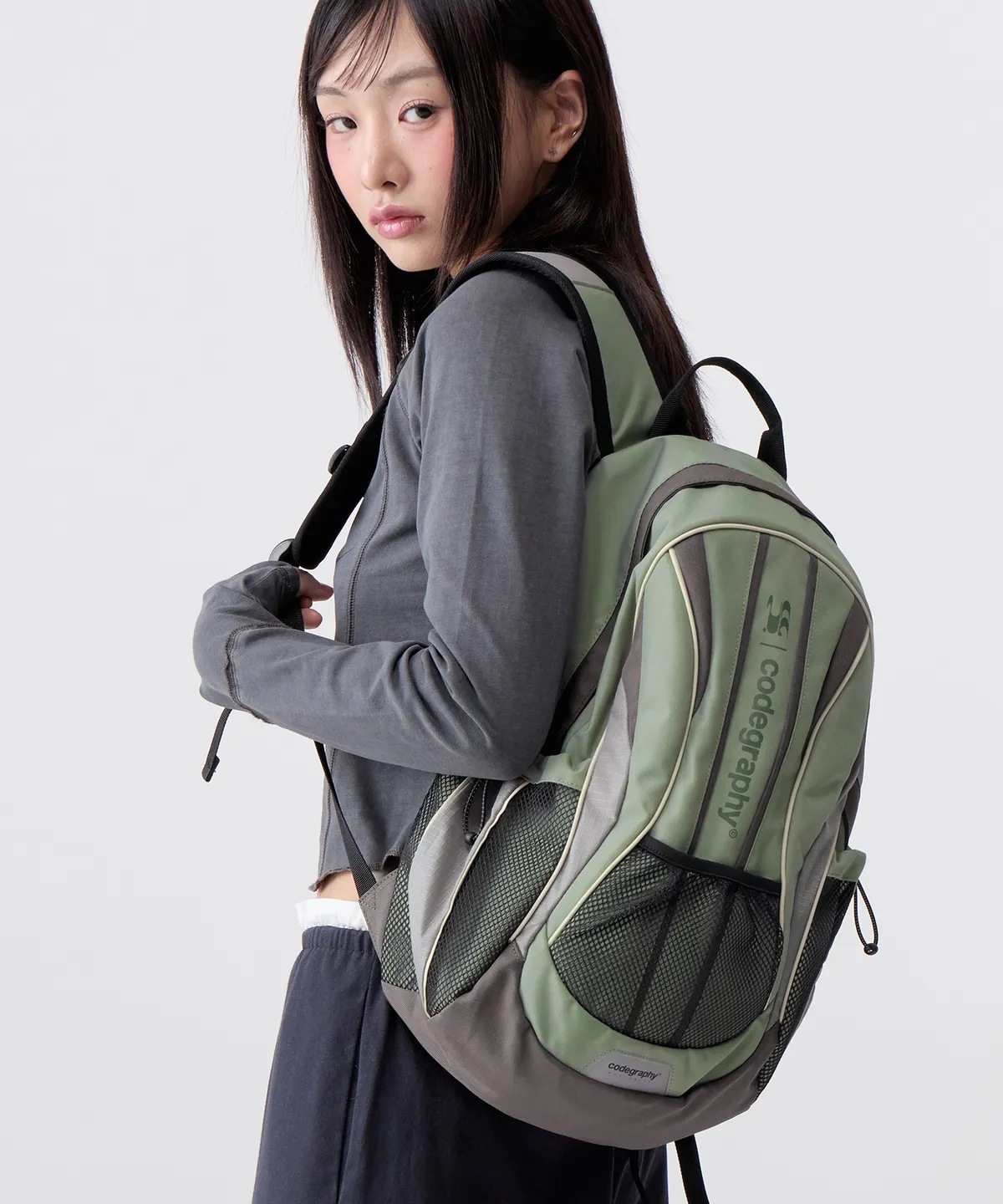 【CODE GRAPHY】GCP ラベル ポイント 配色 リュック (4 COLORS) Qoo10 CODE GRAPHY WAVE コードグラフィー スクエア ラ