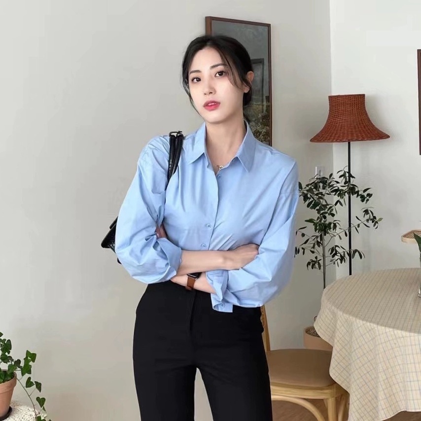 レディース トップス シャツ ショート丈 長袖 襟付き ポロカラー 細身 バックスリット 前開き 綿 薄手 大人可愛い きれいめ シンプル 上品 お洒落 オルチャン 無地 20代 ボタン こなれ感