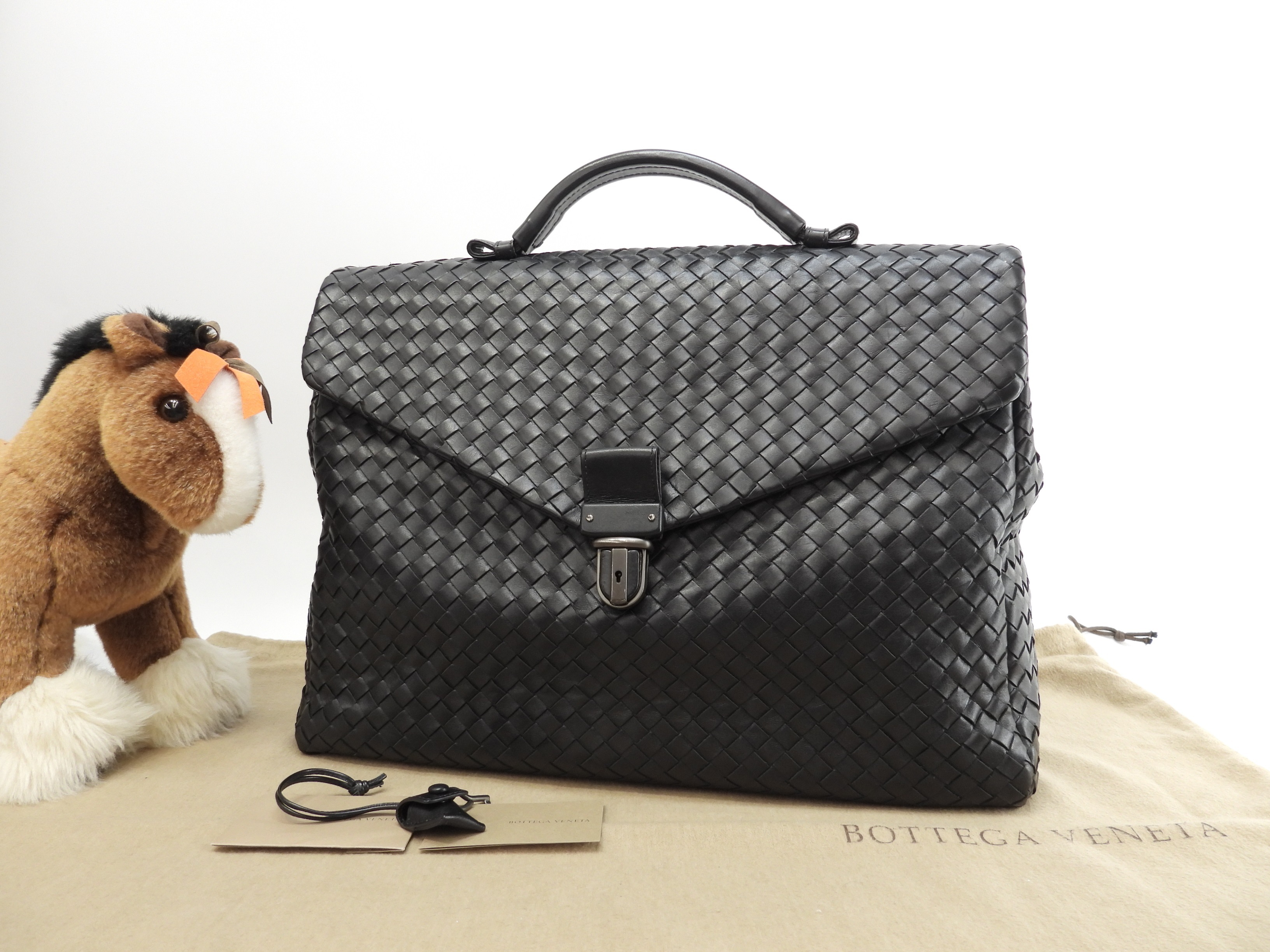 ブリーフケース イントレチャート レザー黒 書類かばん 美品@ 232