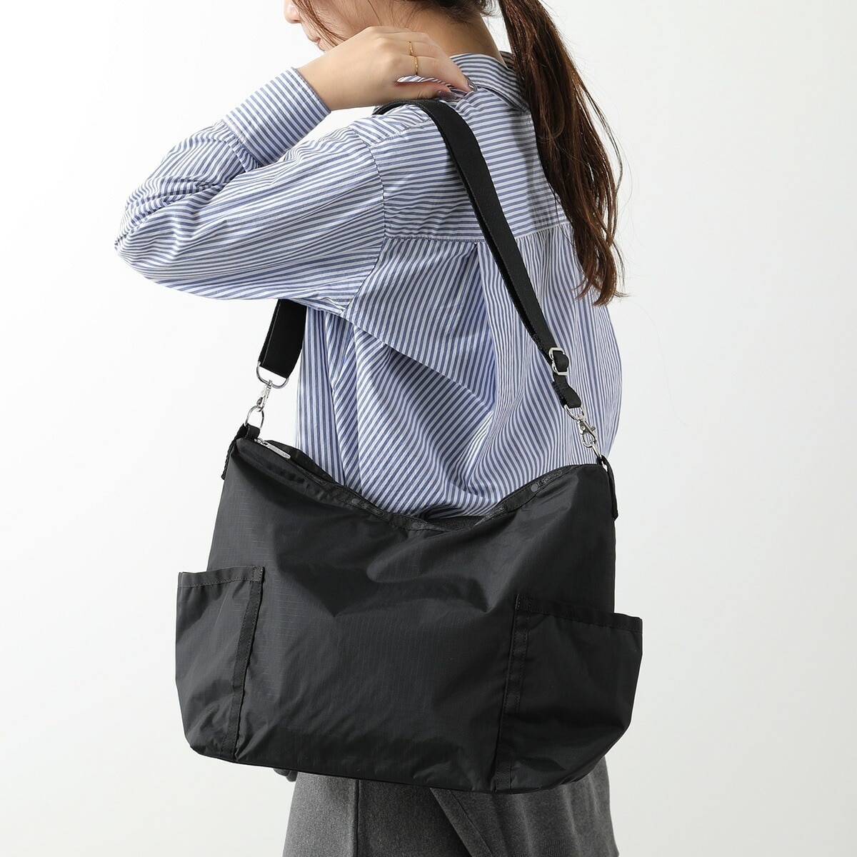 LeSportsac レスポートサック ショルダーバッグ ZIP BUCKET SHOULDER 2902 レディース ナイロン トートバッグ 鞄 R086/RECYCLED-BLACK