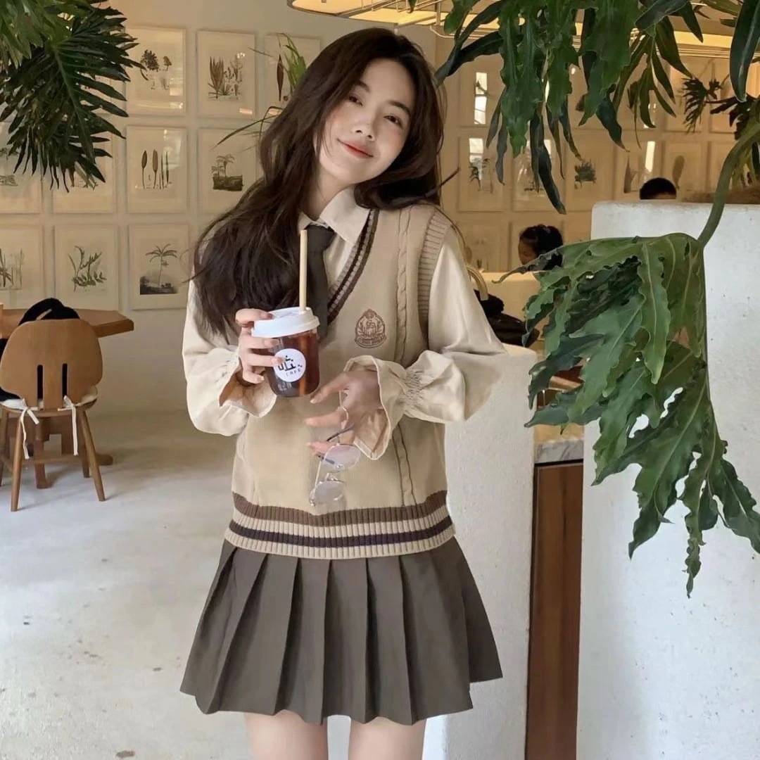 ニットベスト シャツ プリーツスカート ネクタイ セットアップ ブラウス ゆったり ミニスカート 制服 女子高生 学生 4点セット コスプレ 仮装 ハロウィン トップス ボトムススクールセーターJK