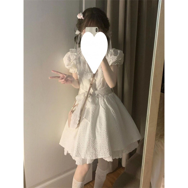 【1つ買うと10つ無料】初夏の愛の甘いバブルスリーブ人形襟ドレス女子学生は薄くて薄いステッチのプリンセススカート