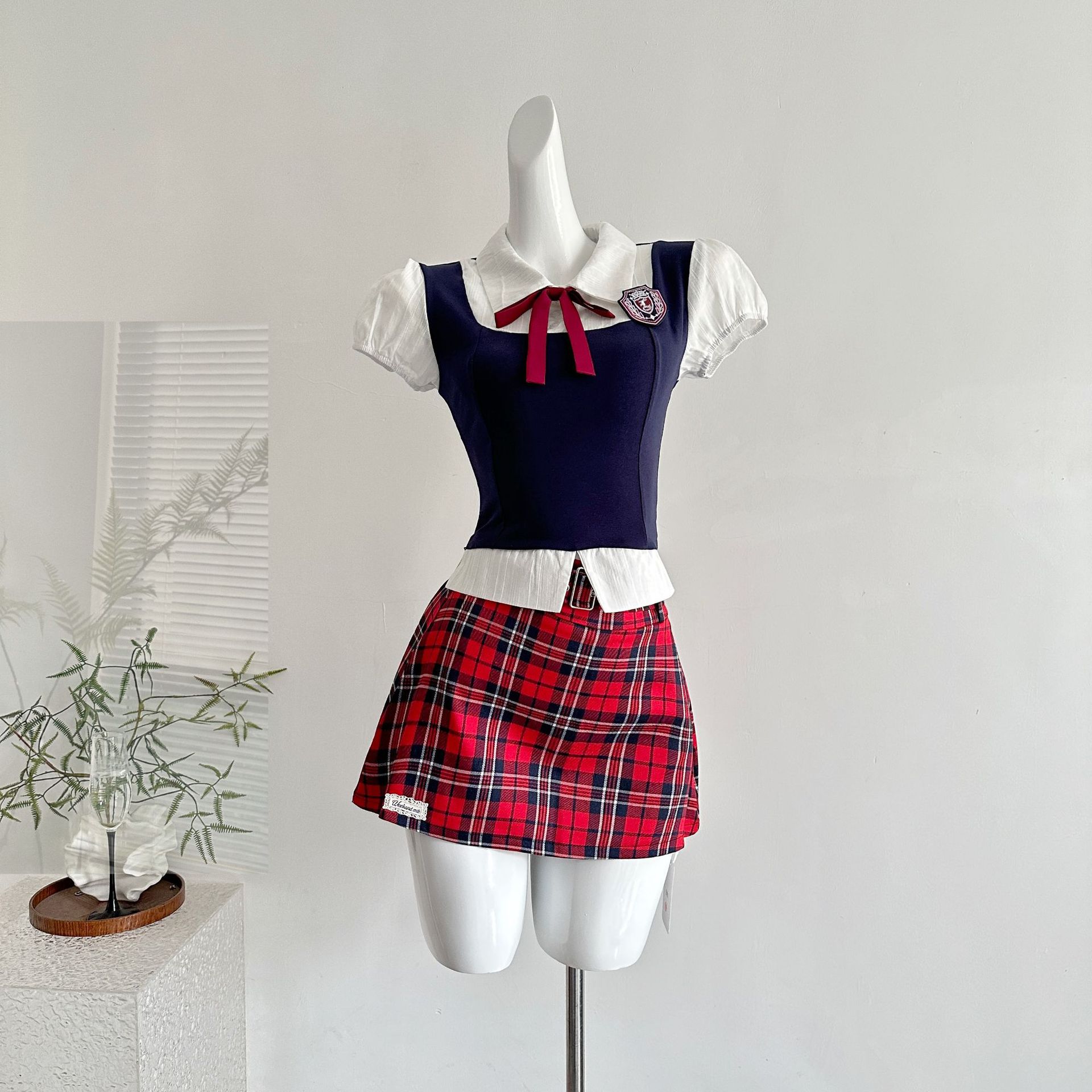 【急速出荷】マギーベストシャツフェイクトップス2枚女チェックハーフスカート学院風セットアップ