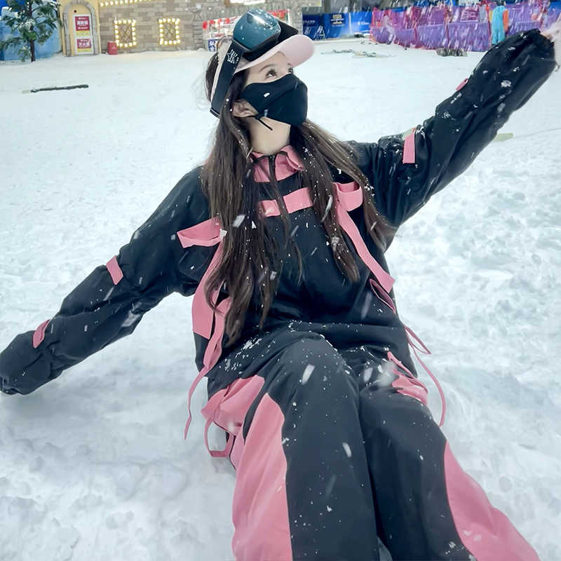スノーボードウェア 2024 2025 上下セット レディース メンズ ジャケット アウター パンツ スウェット スノボー スキーウェア スノボウェア 韓国風 30,499円