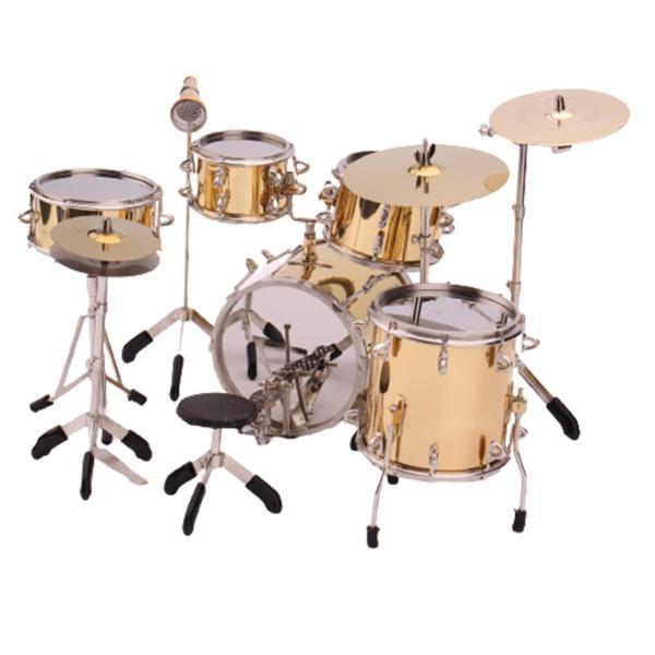 寝室の居間のための8個のミニチュアドラムセットドールハウス飾り