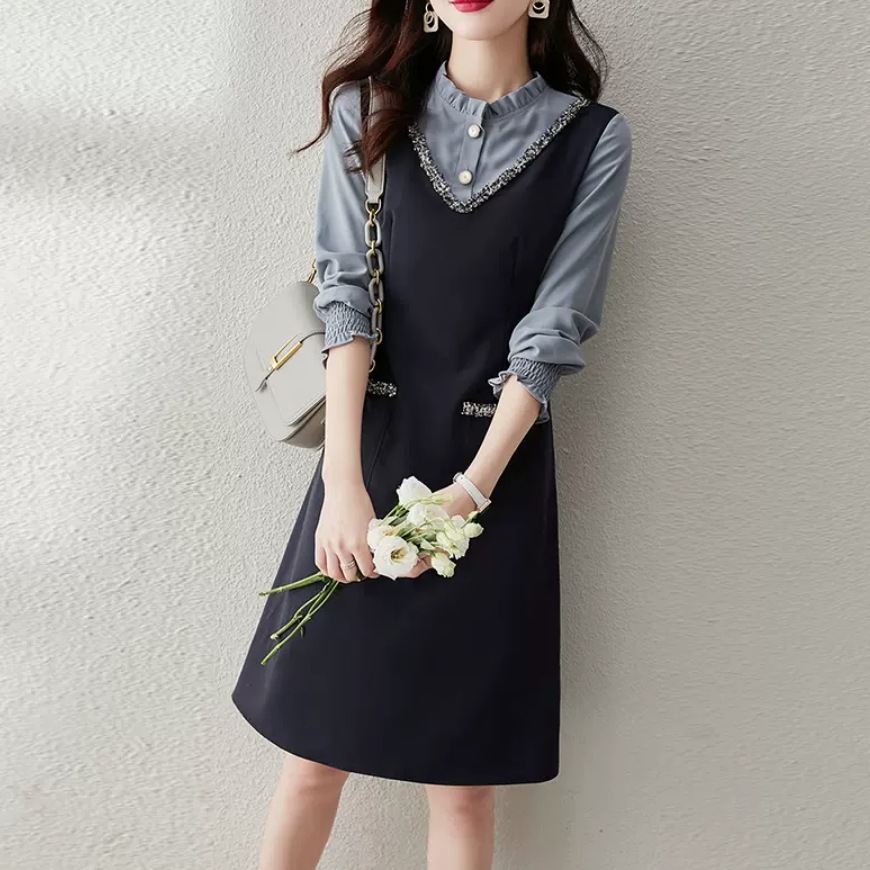 ワンピース デート フレアワンピース ミモレ ミモレ丈 袖あり 長袖 かわいい 大人可愛い きれいめ シンプル カジュアル 大人 上品 おしゃれ お洒落 かっこいい レトロ 大人女子 こなれ感