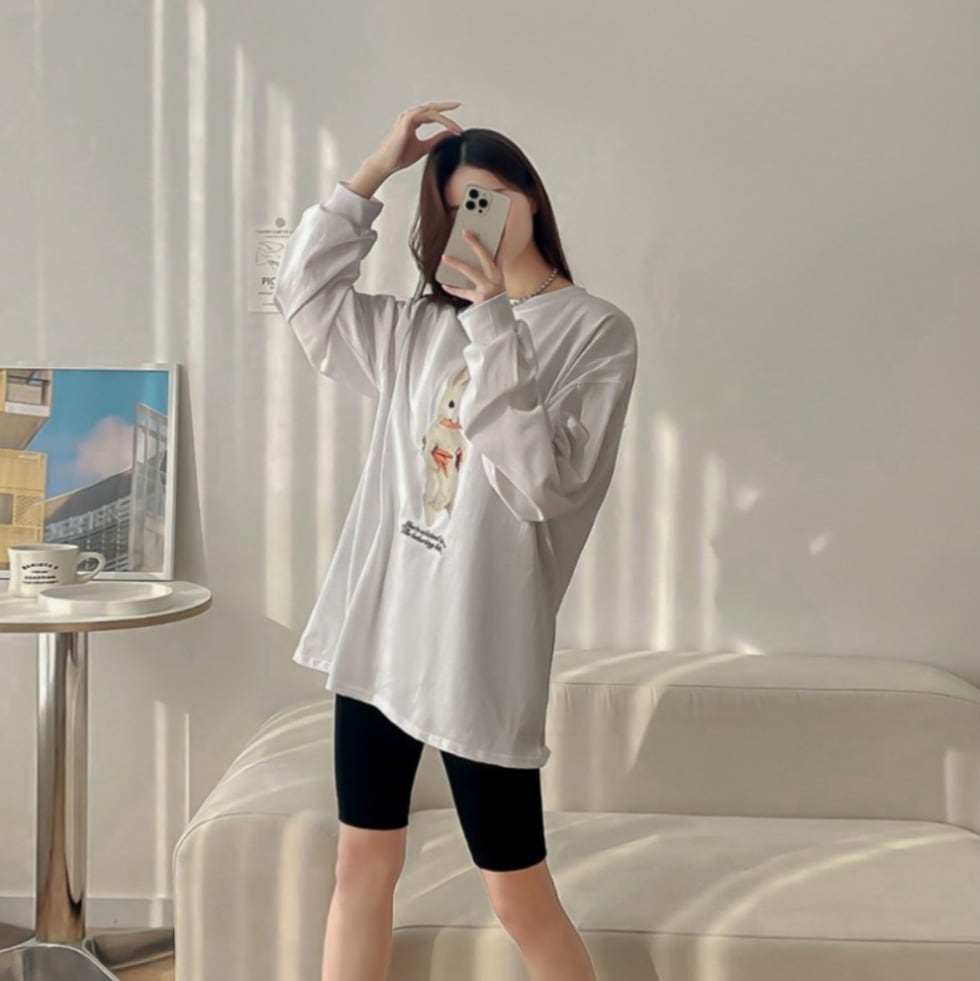 トップス Tシャツ トップス ビッグT 袖あり 長袖 Uネック ラウンドネック かわいい 大人可愛い カジュアル 上品 おしゃれ お洒落 大人可愛い こなれ感 ラフ ガーリー プリント 春 秋 10代
