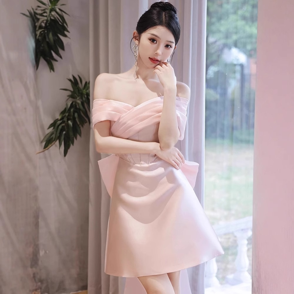 宴会用小イブニングドレス女性用軽い高級ピンクパーティー誕生日高級ワンショルダーパーティー花嫁のモーニングローブトーストドレス