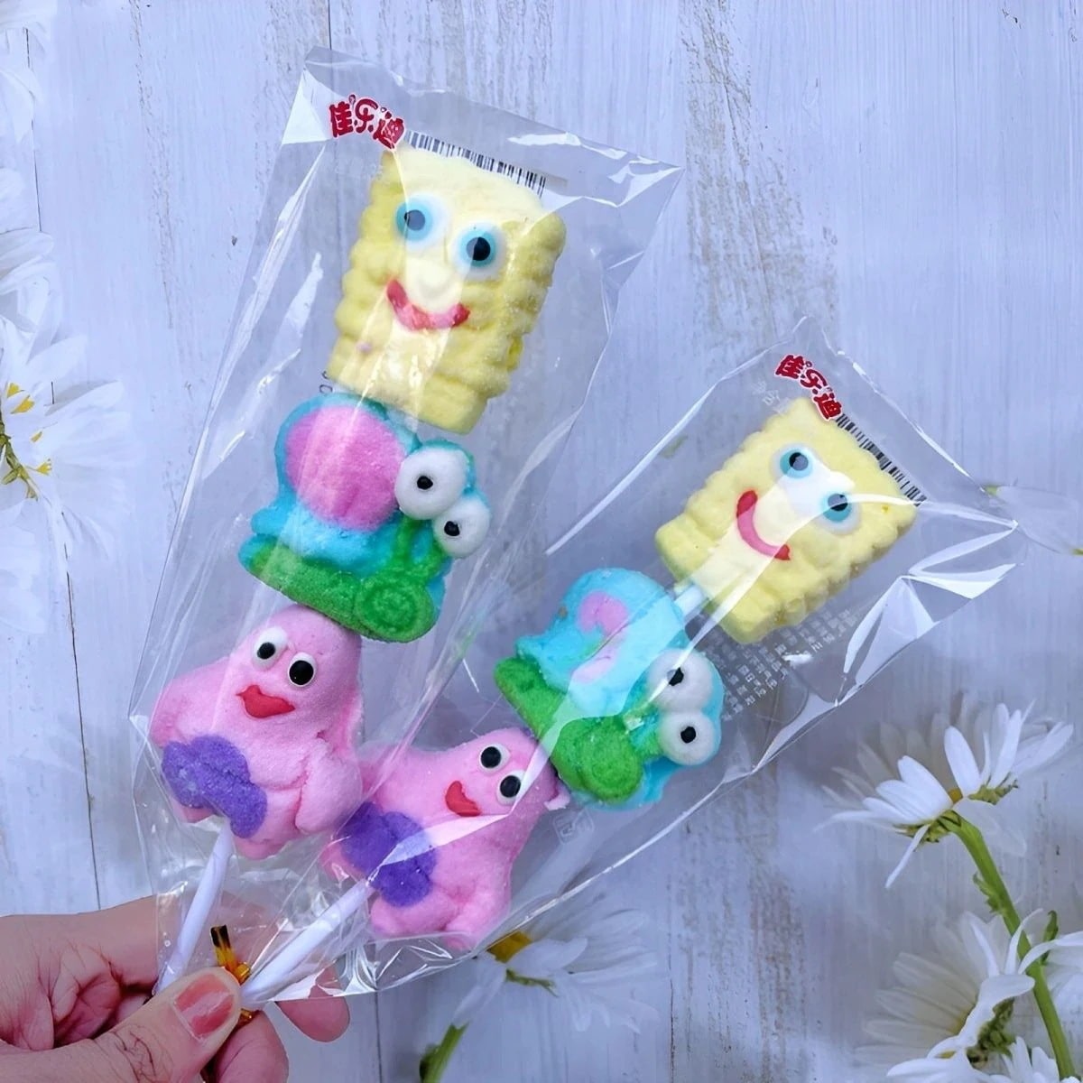 2448Pcs マシュマロ 漫画の形 スポンジボブ かわいい動物 子供用スナック ギフト ストリング コットン お玉 誕生日プレゼント 子供の贈り物