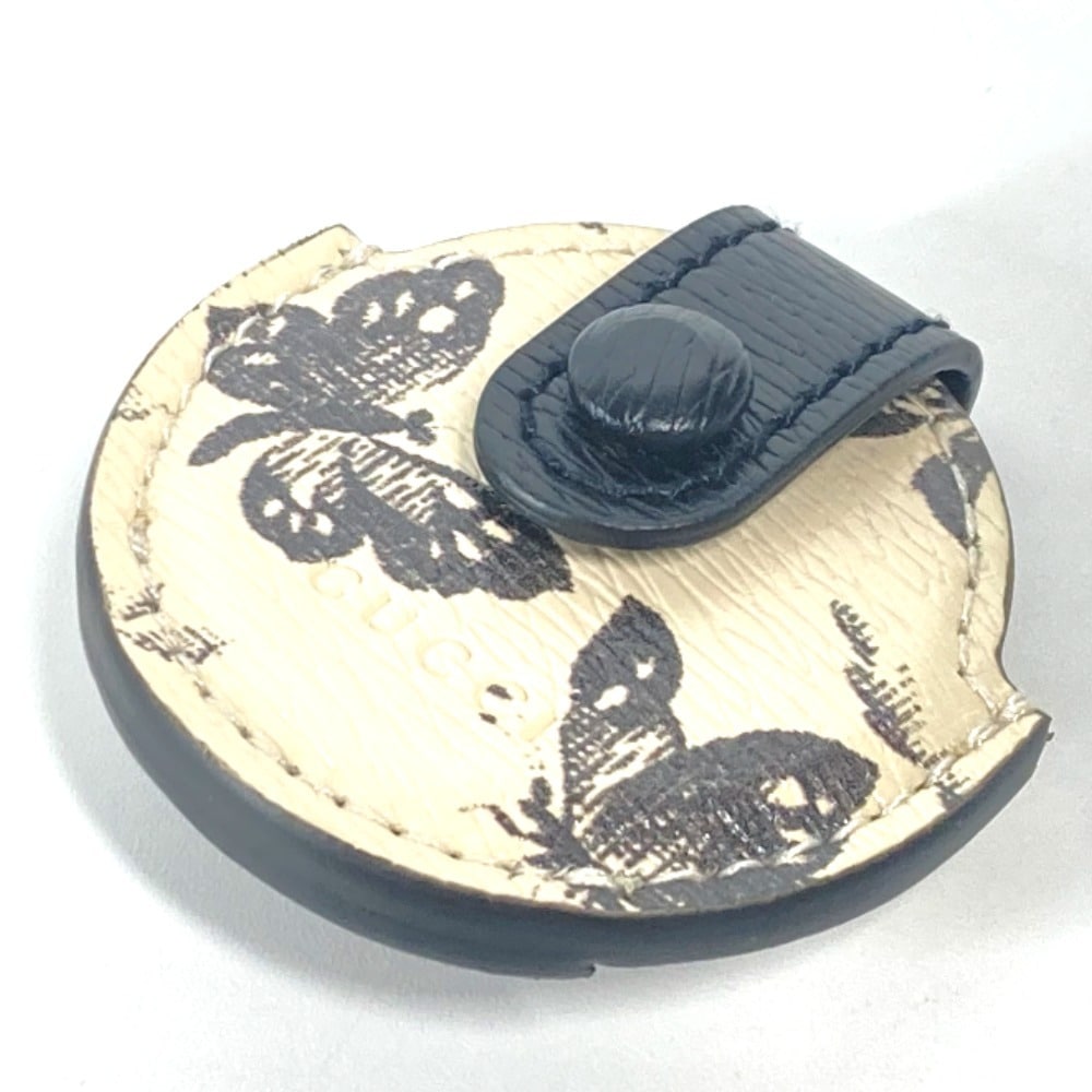 チャーム AirTagホルダー エアタグ apple アップル カバー レザー ホワイト