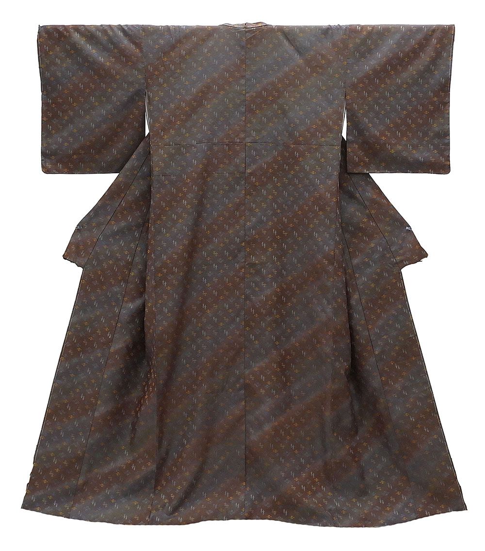 紬 未着用美品 正絹 井桁花菱燕絣模様 身丈165cm 裄丈67.5cm 紬 未使用 新古品 着物 d0493