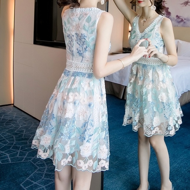ワンピース レディース パーティードレス S M L XL 韓国 ワンピドレス ショート ショート丈 フレアワンピース 膝上 ノースリーブ Vネック フレア スリム Aライン フローラル かわいい
